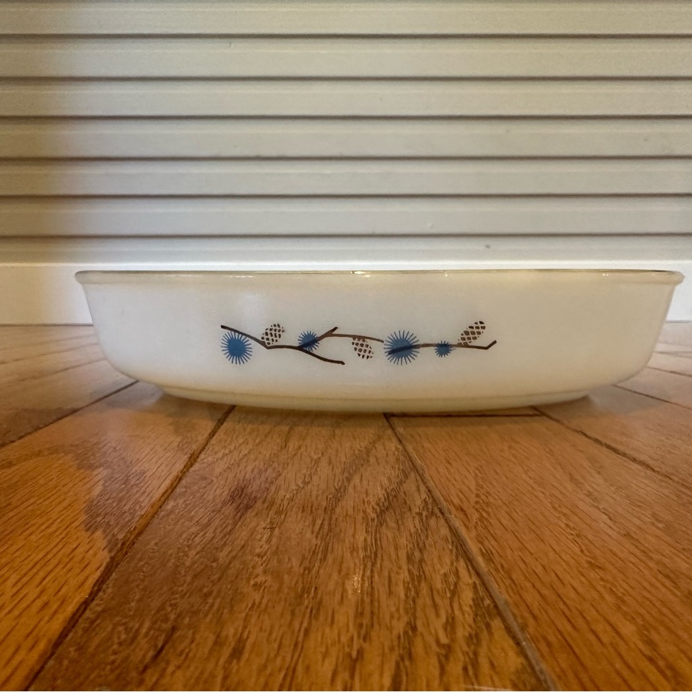 Vintage Dynaware Pyrex Branch and Pine Cone Oval Dishware